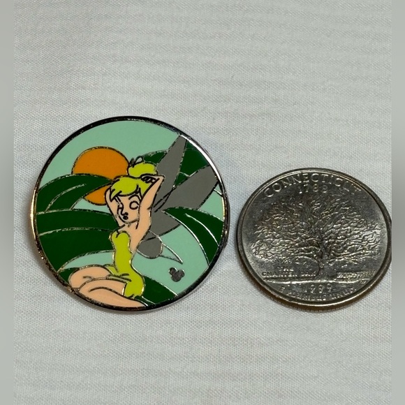 Disney 2005 (Tinkerbell) Mickey Enamel Trading Pin Cast Lanyard Series - Picture 2 of 3
